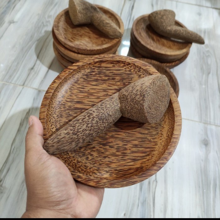 COBEK + ULEKAN KAYU KELAPA 17 cm