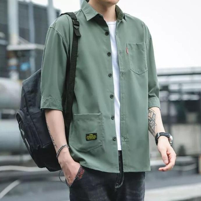 Trend Happeningfashion Kemeja Pria Polos Oversize Style Korea Lengan Pendek Stok Terbatas