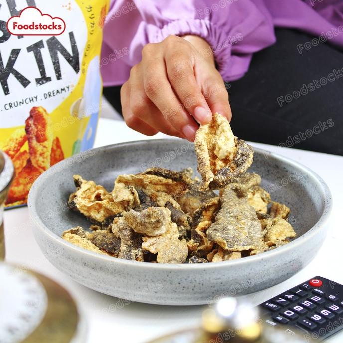 

READY STOCK KERIPIK KULIT IKAN / FISH SKIN RASA ORIGINAL RAFTELS /1 DUS /10 PCS !!!!!