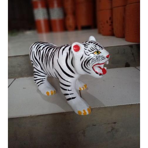 Celengan Harimau Kerak Gerabah Tanah Liat