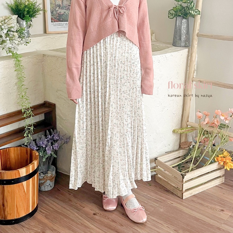 	 Floral Korean Skirt by nasya.id | Rok Bunga Korea | Rok Plisket Bunga	
