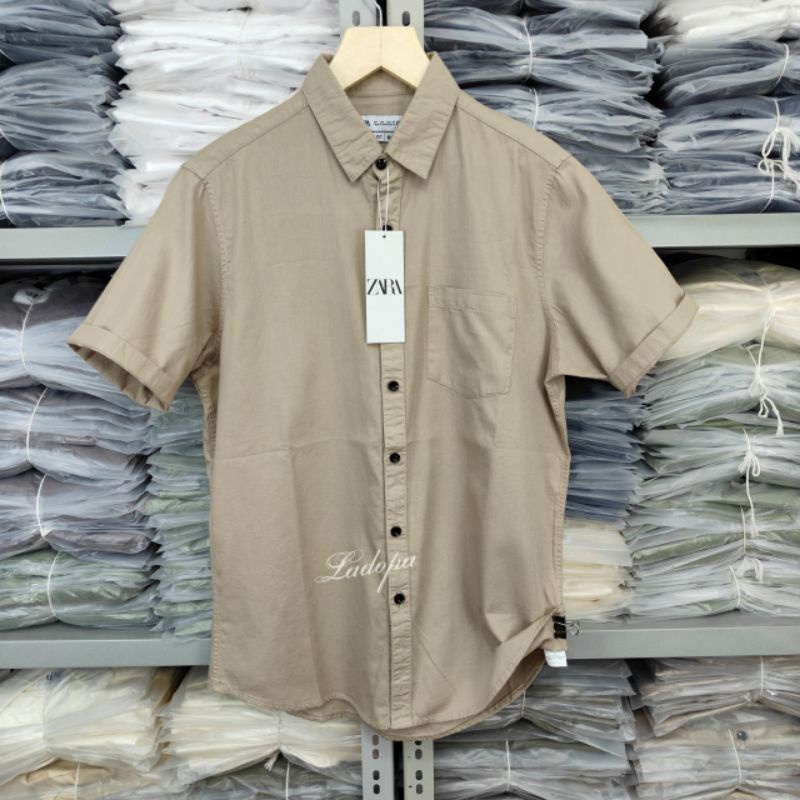 Kemeja Pria Zara Lengan Pendek Kemeja Polos Pria Lengan Pendek Kemeja Pria Polos Lengan Pendek