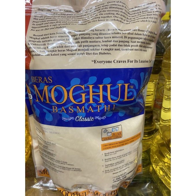 

Beras MogHul Basmathi Classic 2Kg ( Beras India ) H85S