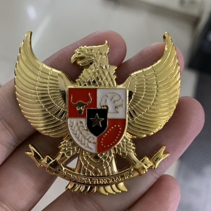 Pin Garuda Kuningan Cor 5 Cm Magnet Terbaru Original