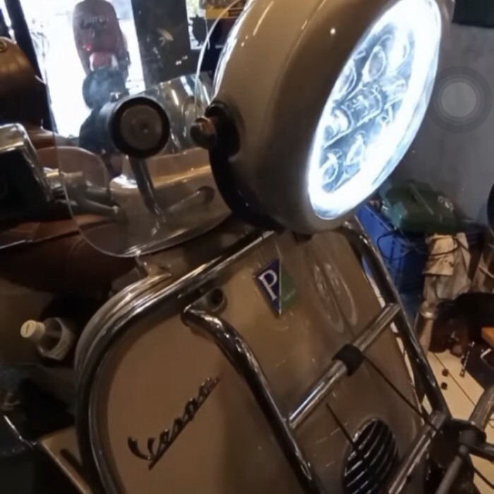 [Ori] Headlamp Daymaker Original Vespa Lxv Terbatas