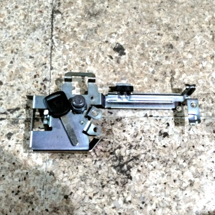 Kunci Pintu Depan Kiri Jazz GD3 2003-2008 Original