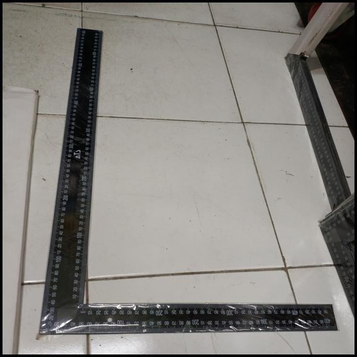 

TERBARU PENGGARIS SIKU 40 X 60 MM ATS !!!!!!!