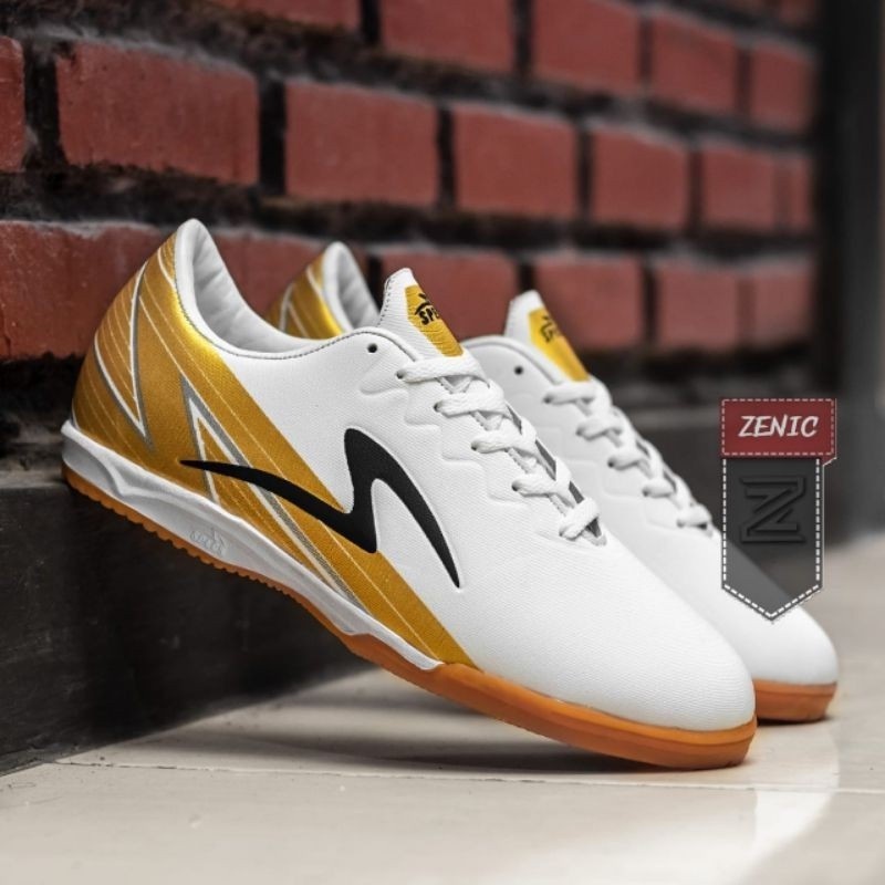 [MAD SPORT] Sepatu Futsal bost Specs Accelerator Lightspeed ll Ewaklok White Black Original Brand