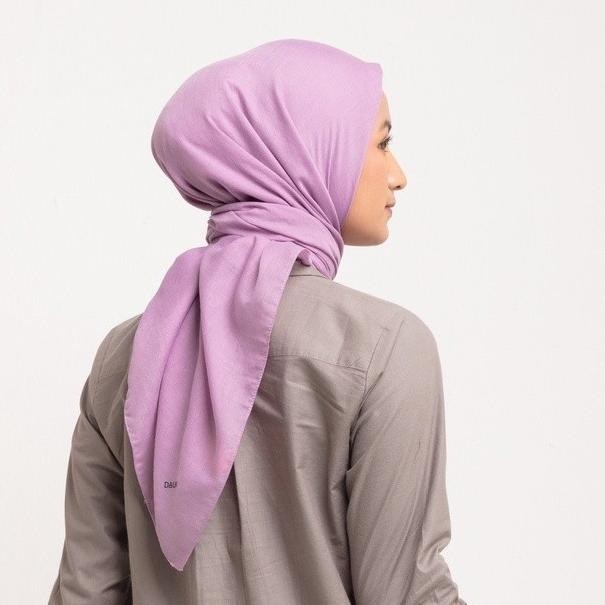 Hijab Segi Empat Dauky Jilbab Segi Empat Polos Voal Plain Scarf Terbaik