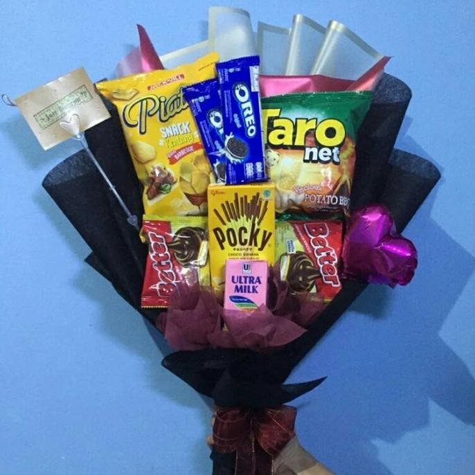 

Terjangkau buket snack/Bouquet Snack,buket wisuda,buket cantik,buket coklat ,,