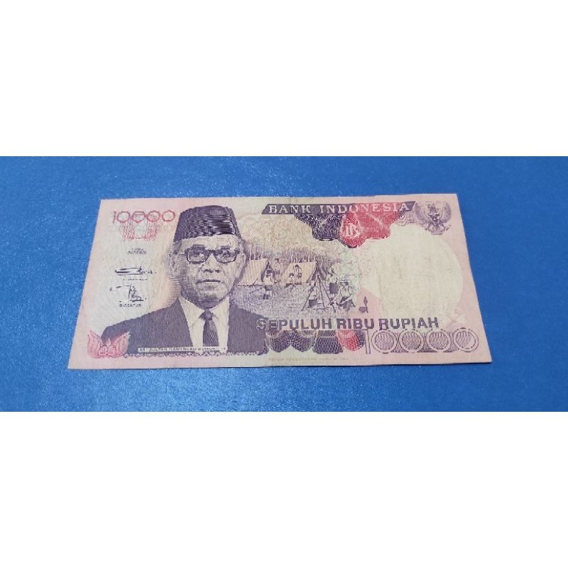 uang kuno 10.000 rupiah Hamengkubuwono tahun 1992