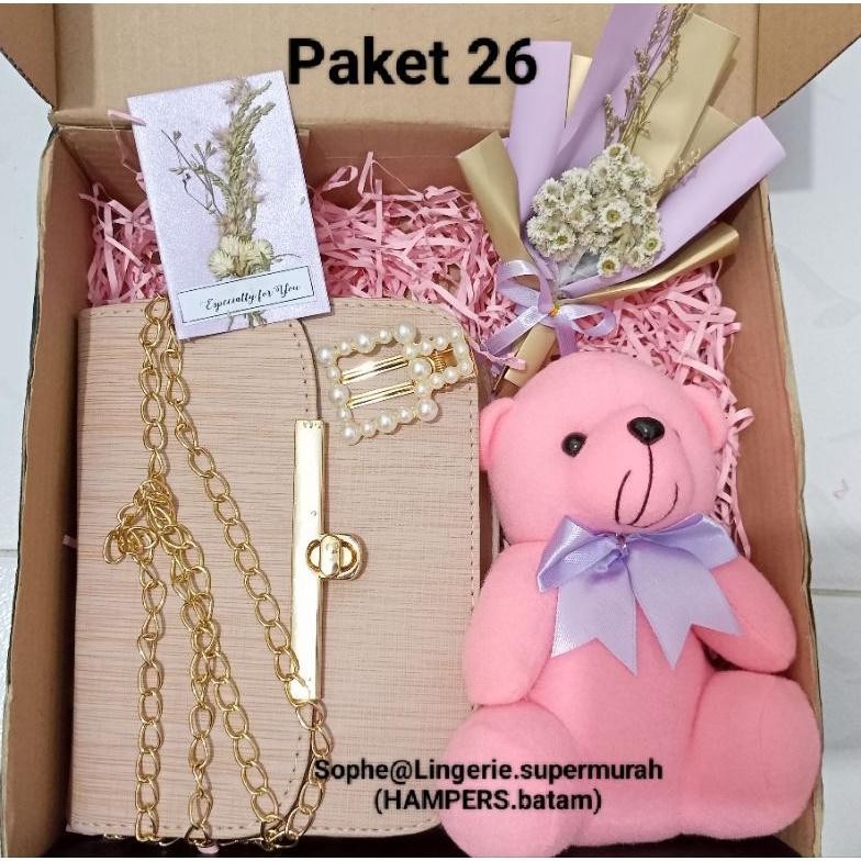 

Termurah Hampers Ultah / Hampers Valentine / Kado Valentine / Kado Ultah / Kado Anniversary / Kado Gift / Kado Kekinian / Tas Cew / Kado Cewe Cod