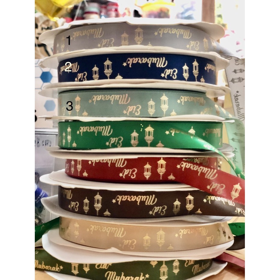

Pita Idul Fitri Satin 5/8" 062