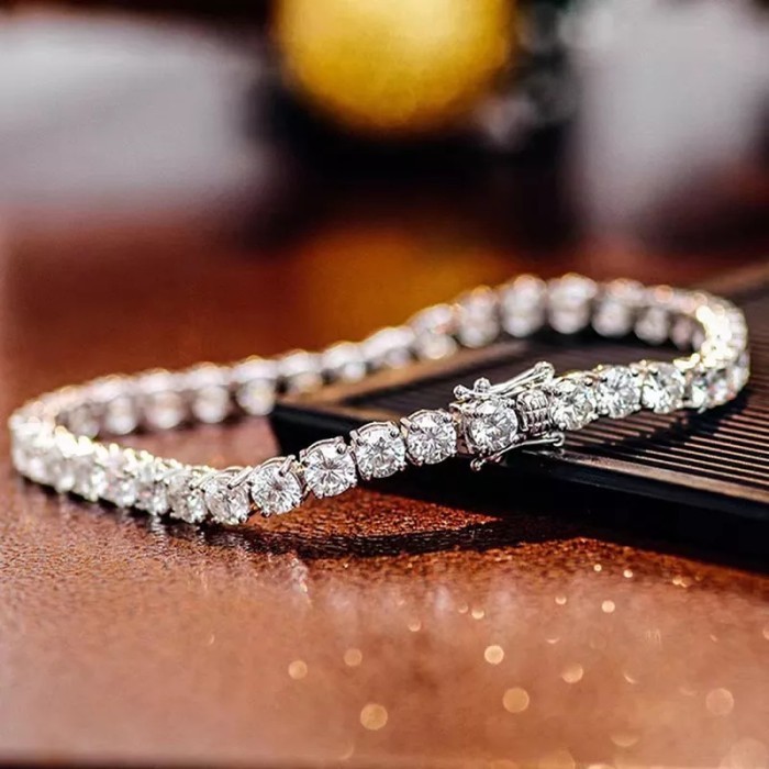 GELANG MOISSANITE TENNIS BRACELET 4MM. WHITEGOLD PLATED