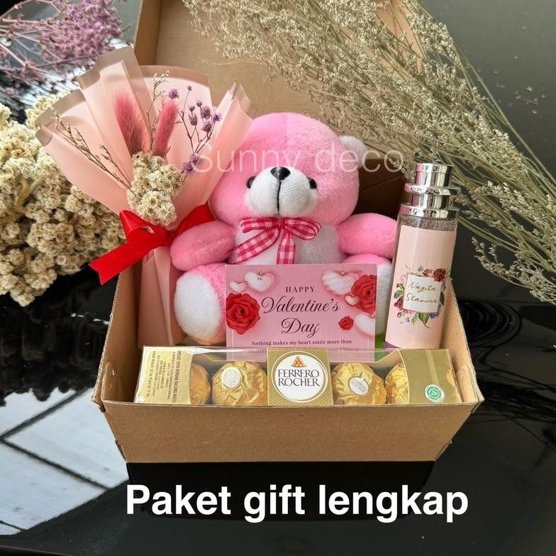 

CNY HAMPERS NATAL | KADO VALENTINE | KADO IDULFITRI | KADO ANNIVERSARY | BUKET WISUDA | BUKET BUNGA COKLAT FERRERO buket uang hamper cny sincia | parcel lebaran | hampers ramadhan | hampers idul fitri, christmas gift jkt | parcel imlek hampers ulang tahun