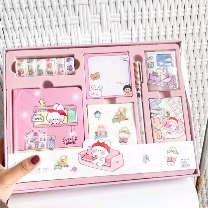 

Ready KADO ULANG TAHUN CEWEK - JOURNAL KIT - 7 in 1 - HAMPERS ULANG TAHUN