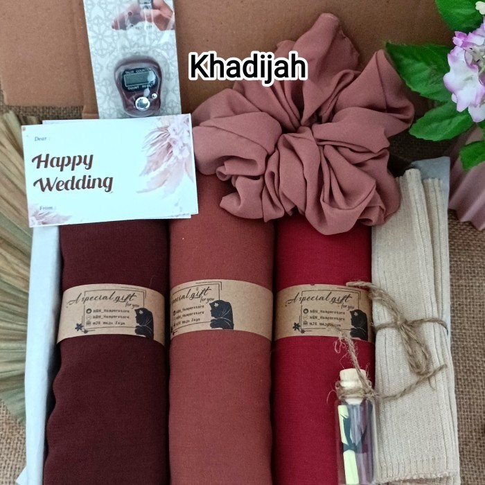 

Ready Hampers Kado kerudung tasbih digital untuk cewek muslimah ulang tahun