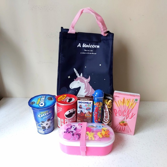 

Ready Hampers Paket Souvenir Ulang Tahun Anak Cooler Bag Snack