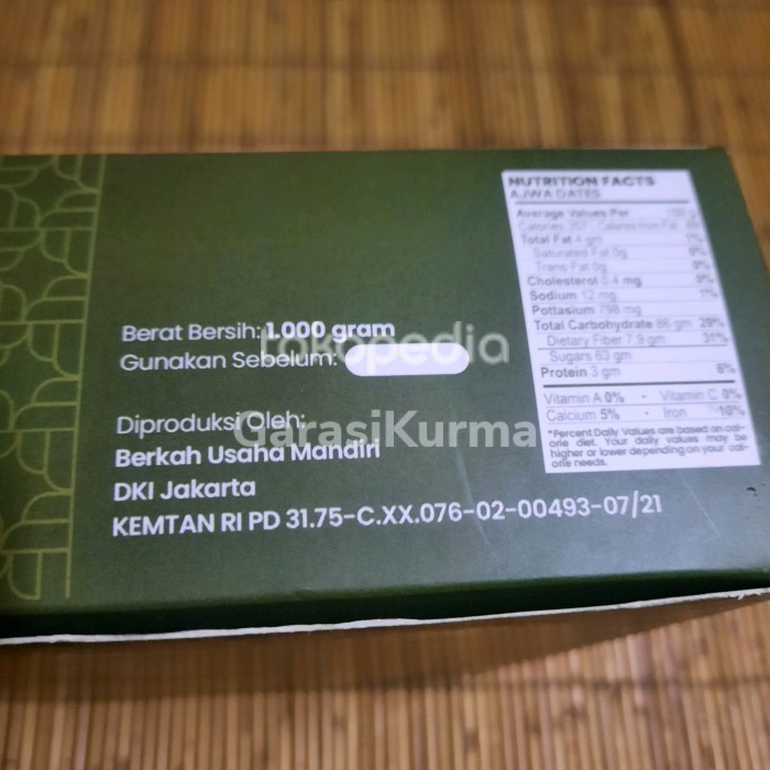 

Kurma - Kurma Ajwa Madinah 1Kg Premium