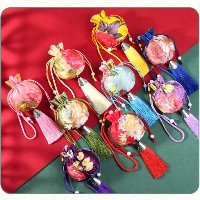 

Cashback Cepat" Gantungan Hoki Kantong Koin Kain Tinsel Merah Dekor Imlek Cheongsam Ornamen Imlek Harga Grosir Termurah ||