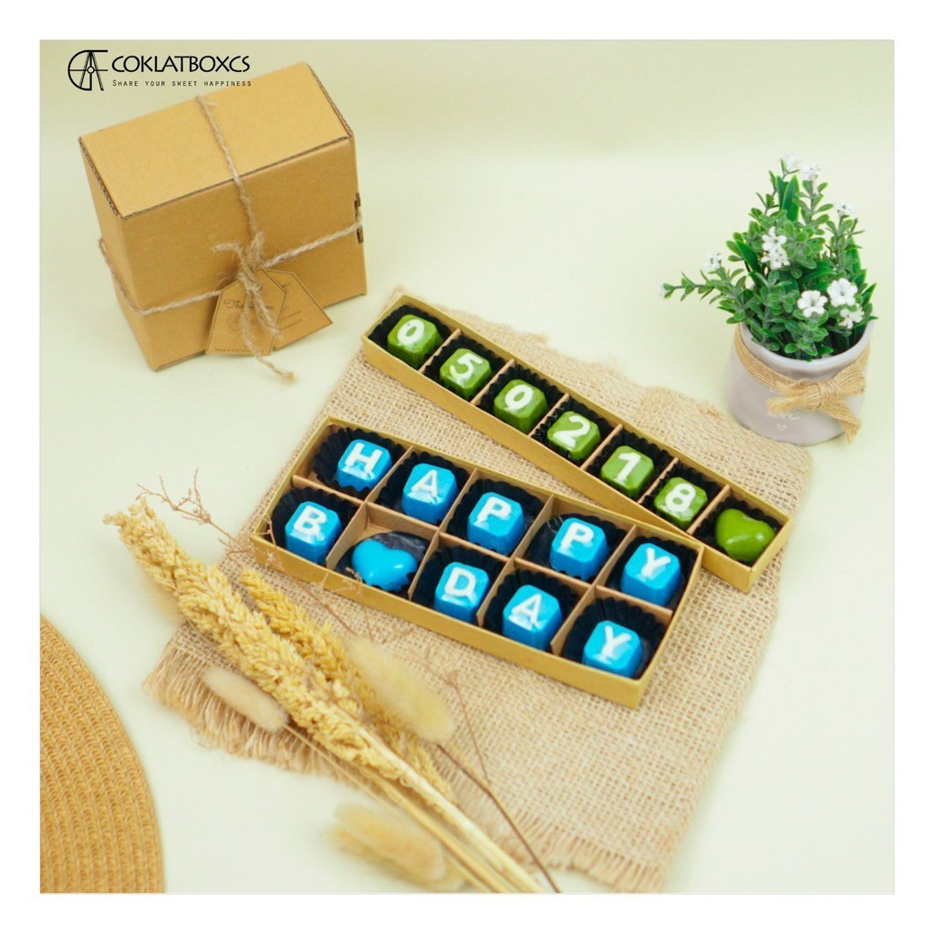 

NRD COKLAT NAMA SIZE 5 COKLAT HURUF COKLAT GIFT PAKET COKLAT COKLAT PRALINE COKLAT VALENTINE HAMPERS