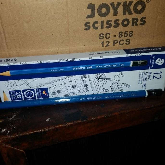 

New pensil 2b staedtler per pak ~