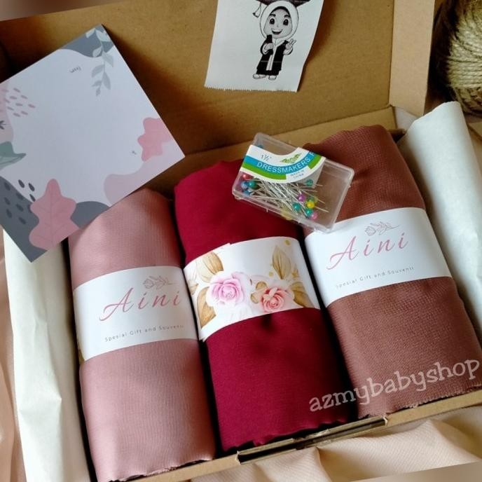 

Hampers Gift Box Kado Hadiah Jilbab (Paket 6)