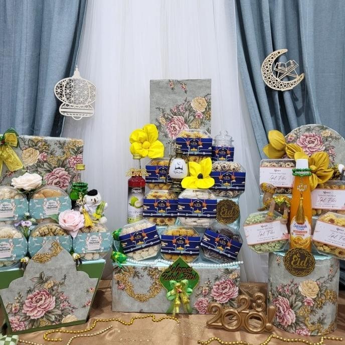 

Trend Paket Dekorasi Lebaran Idul Fitri Hampers Parcel Hadiah Kue Kering 113 Original