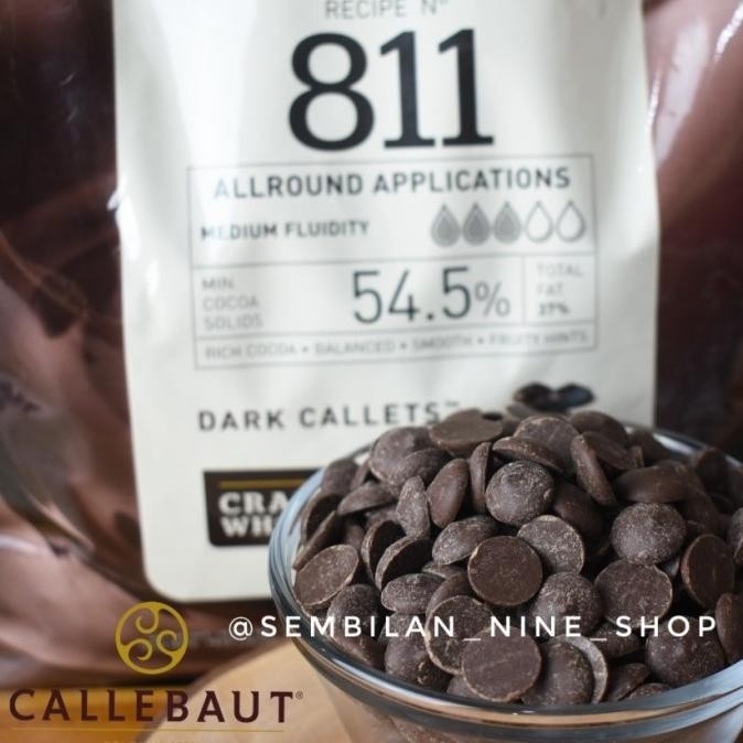

Callebaut 811 Dark Callets 54,5% Dark Chocolate Couverture 250 Gram