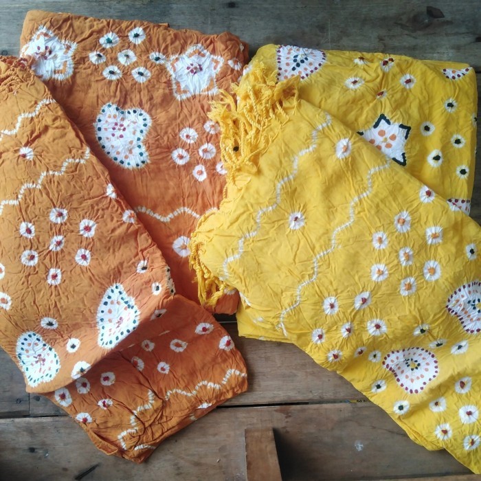 Naenggo Set Kain Plus Selendang Jumputan (Siraman)