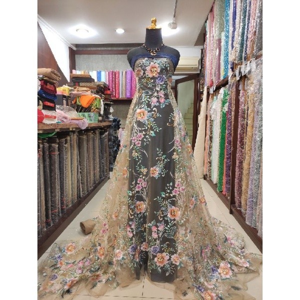 Naenggo Kain Tile Brokat Valentino Multicolor 3D At342 Timbul Nude