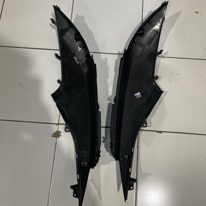 Cover Body Beat Pop Tutup Rangka Samping Kiri Kanan Hitam Gratis Ongkir