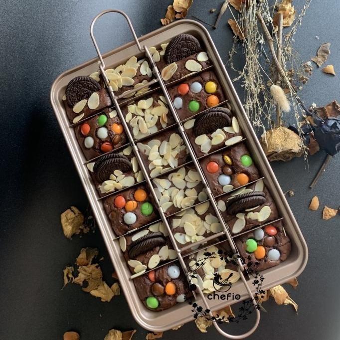 Loyang Brownies Sekat Chefio Anti Lengket / Kue / Bongpas / Bolu /Cake