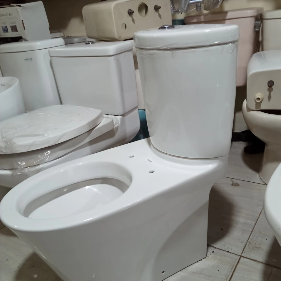 kloset toilet duduk toto AVANTE cw 821 j + tutup cover eco washer