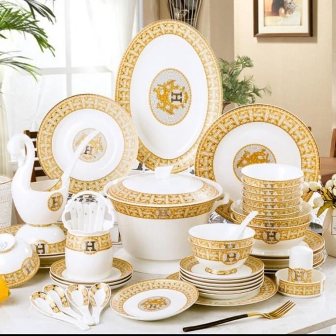 Piring Makan Hermes Set Keramik Isi 60 pcs / Hadiah Kado Wedding Mewah