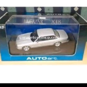 Autoart 1:43 Diecast Jaguar XJ8