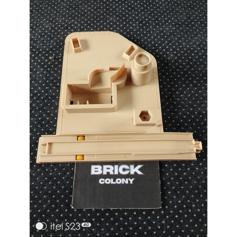 Plarail Dudukan Chuggington Brewster Tomika Takara Tomy