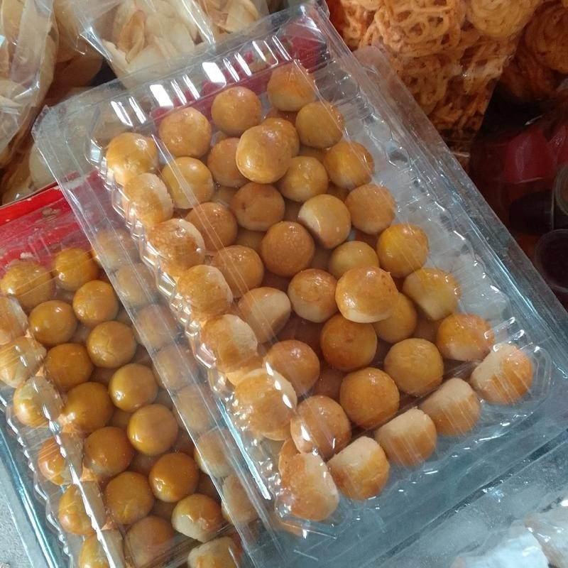 

Nastar Nanas PREMIUM 500 gram Fresh Nanasnya Full Manis Asam Seger