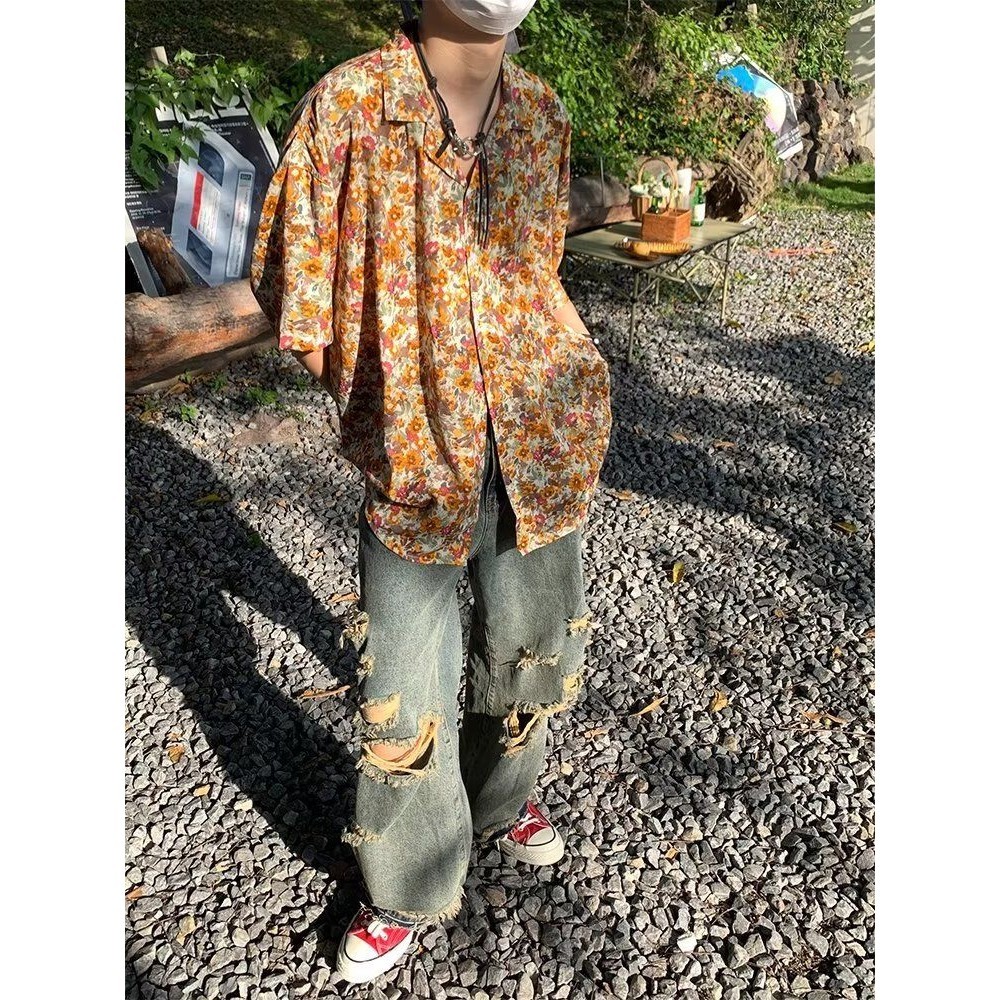 Men's and Women's Retro Hawaiian Floral Short-Sleeved Shirt