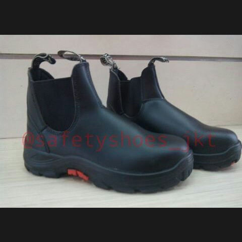 Sepatu Safety / Safety Shoes AETOS Copper Black