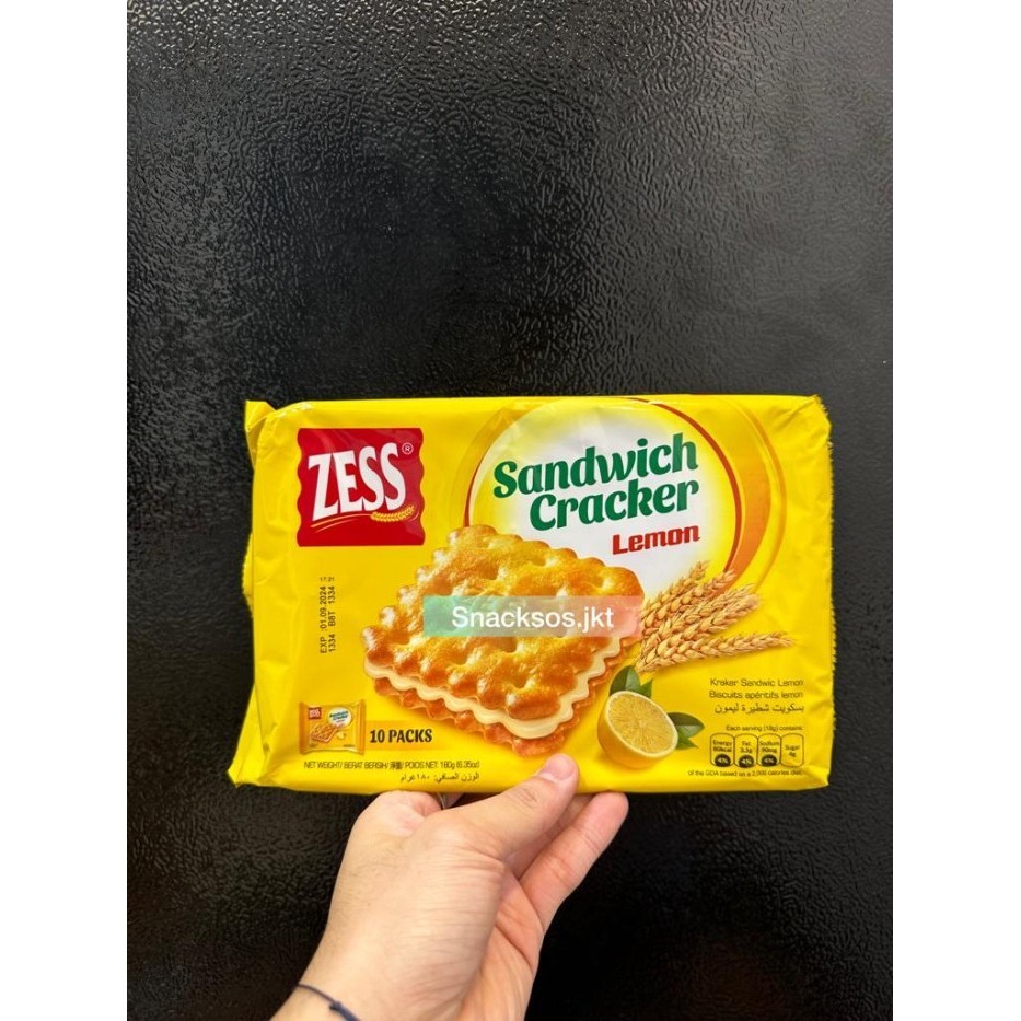 

Zess Sandwich Cracker Cheese / Chocolate / Lemon