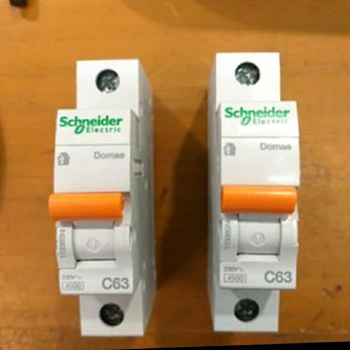 schneider mcb 1p c50 &c63 (harga sama) schneider original1