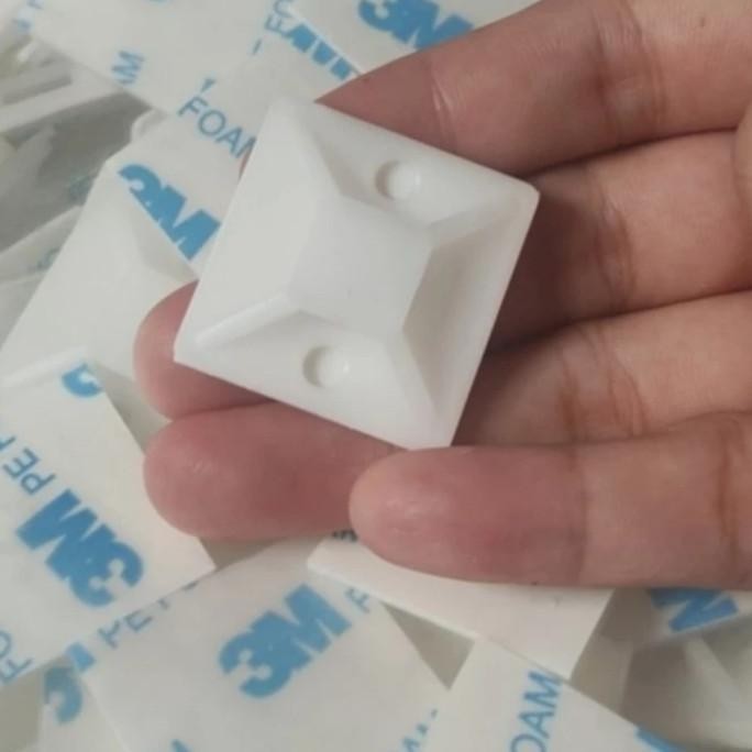 

Klem Kabel Tempel Doubletape 3M/Klip Dobel Tip/Size 40X40 4Cm 100Pc