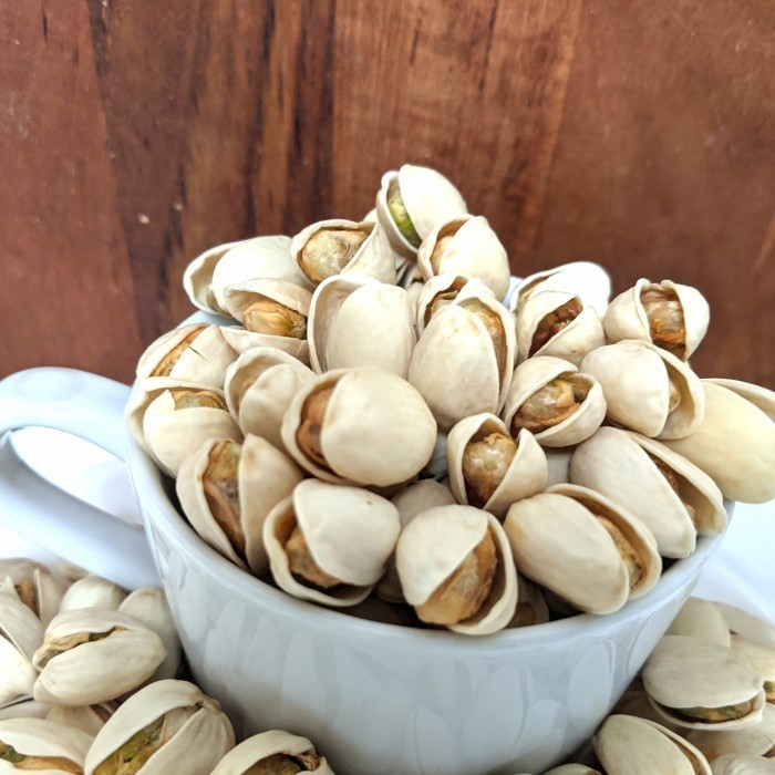 

KACANG PISTACHIO 1 KG ROASTED PREMIUM QUALITY