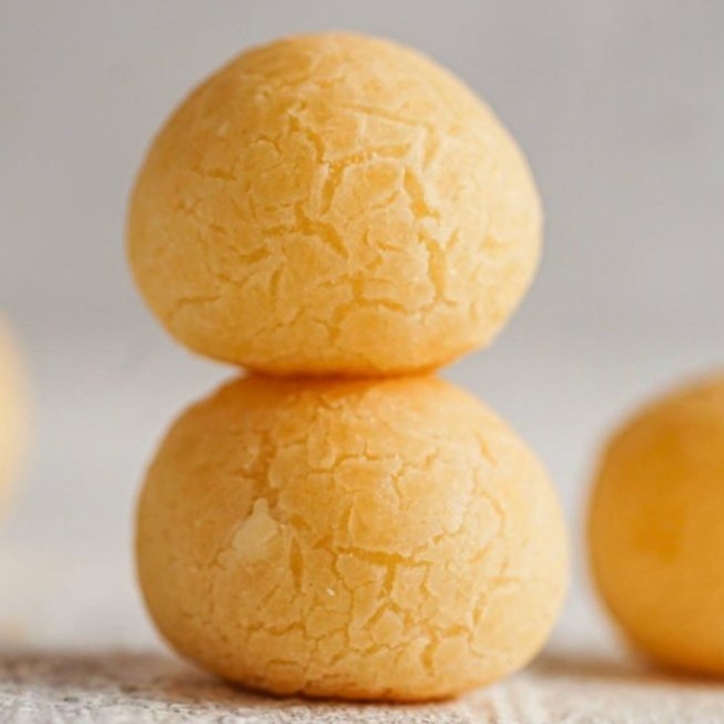 

Pao de Queijo/ Brazilian Cheese Buns (frozen)