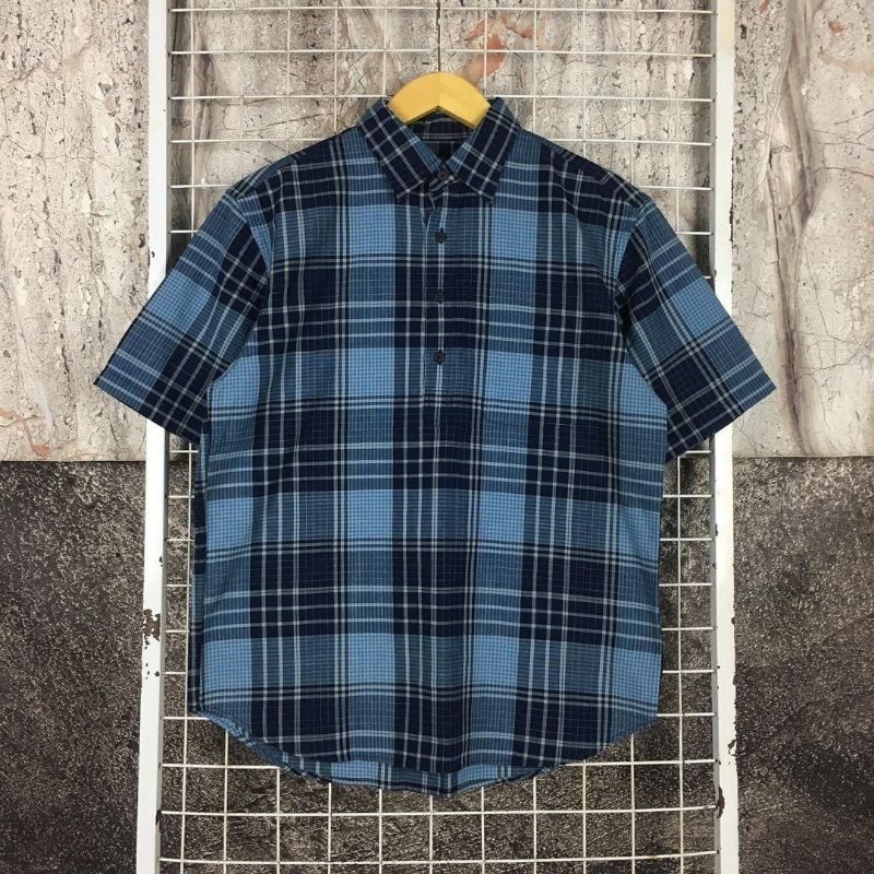 Kemeja Lengan Pendek Pria Motif Kotak Original Uniqlo . SDA 03530 Second Bekas Preloved