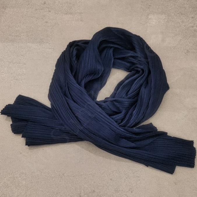 Selendang Biru Tua Scarf Plain Shawl Syal Dark Blue Polos Kain Navy