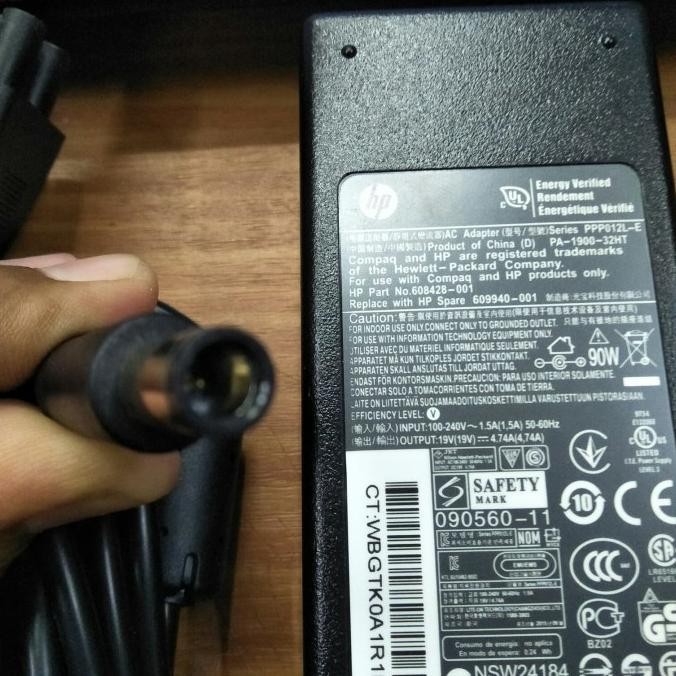 casan charger adaptor laptop HP Elitebook 8460p HP Elitebook 8470p ori