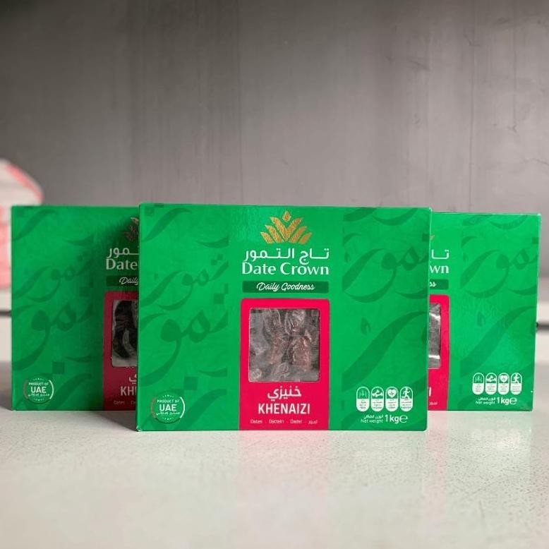 

POJ Kurma Date Crown Khenaizi 1Kg/Date Crown Khenaizi 1Kg TERLARIS