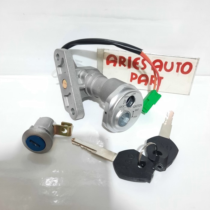 KUNCI KONTAK ASSY PLUS JOK SMASH TITAN SKYDRIVE (KOMPLIT)